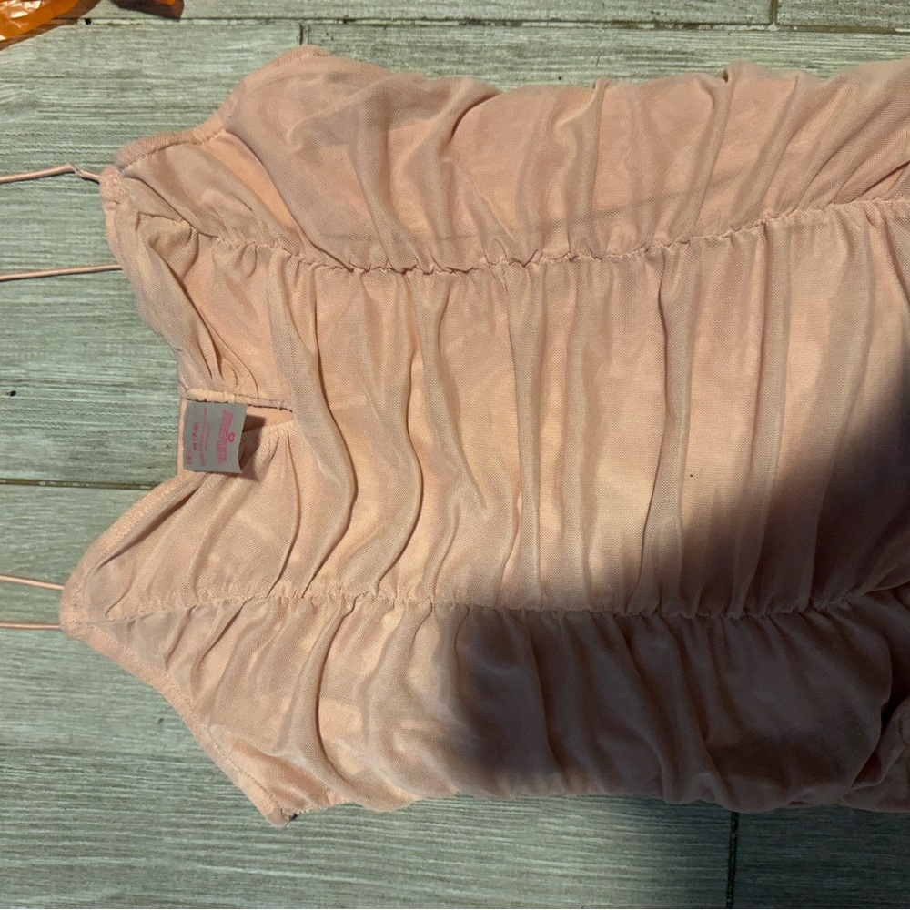Pink ribbed tank top